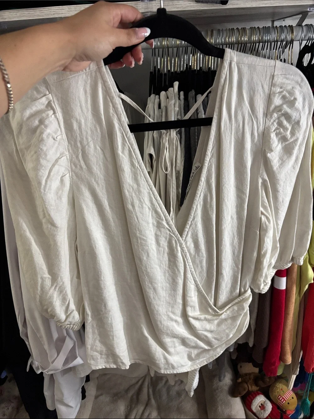 never worn Abercrombie & Fitch Cream Wrap Blouse with Puff Sleeves